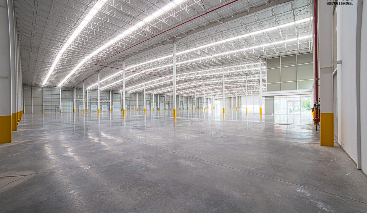 Industrial_warehouse_at-Silao-Industrial-Park_Industrial-Realtor_Puerto-Interior_24