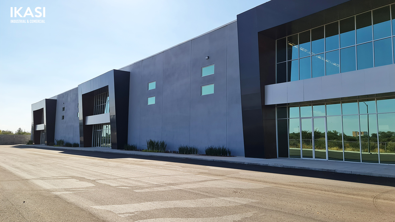 León Industrial Space for Lease 75,347 sq ft (7,000 m2)